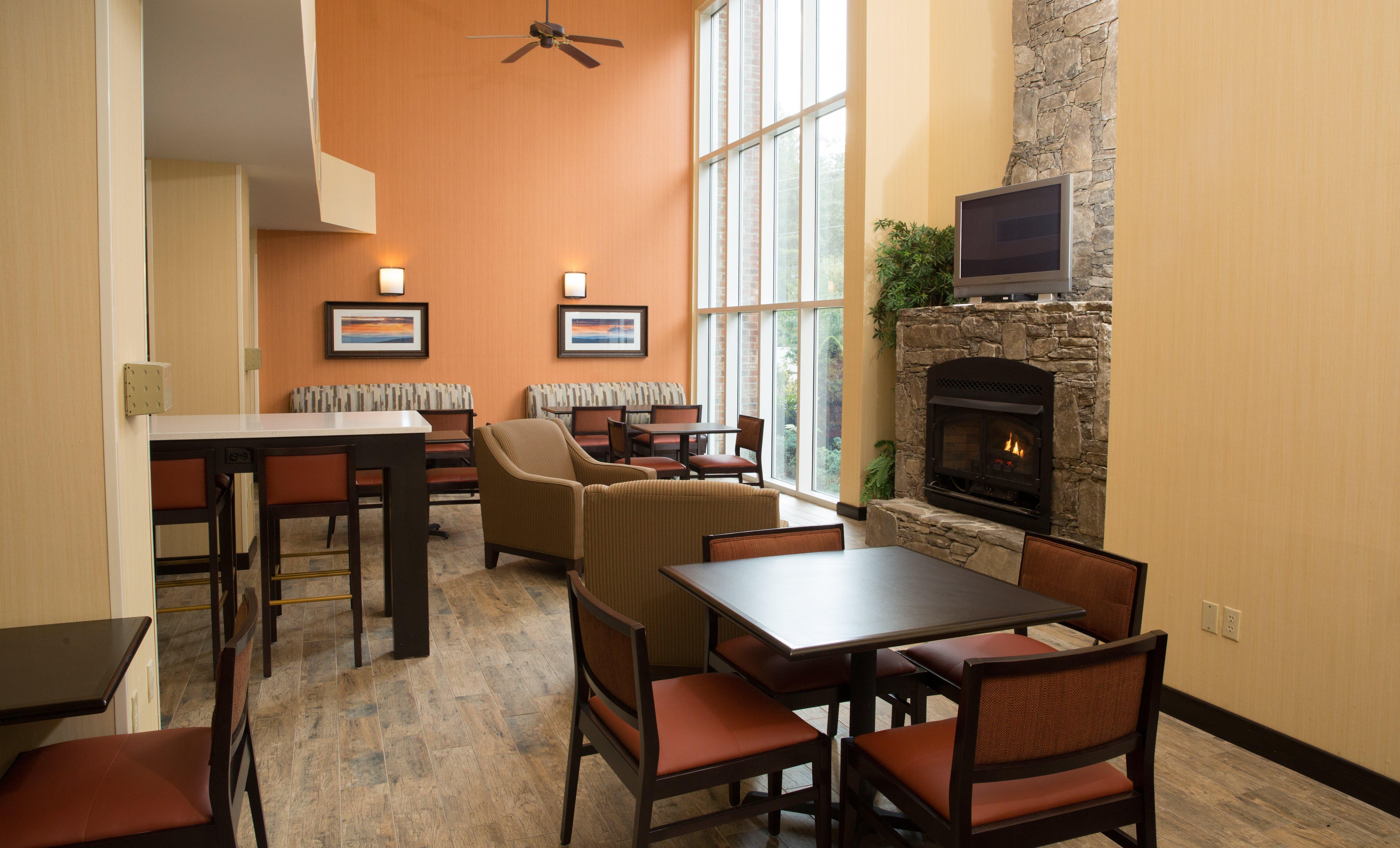 Holiday Inn Express Hotel & Suites Cherokee-Casino By Ihg Kültér fotó