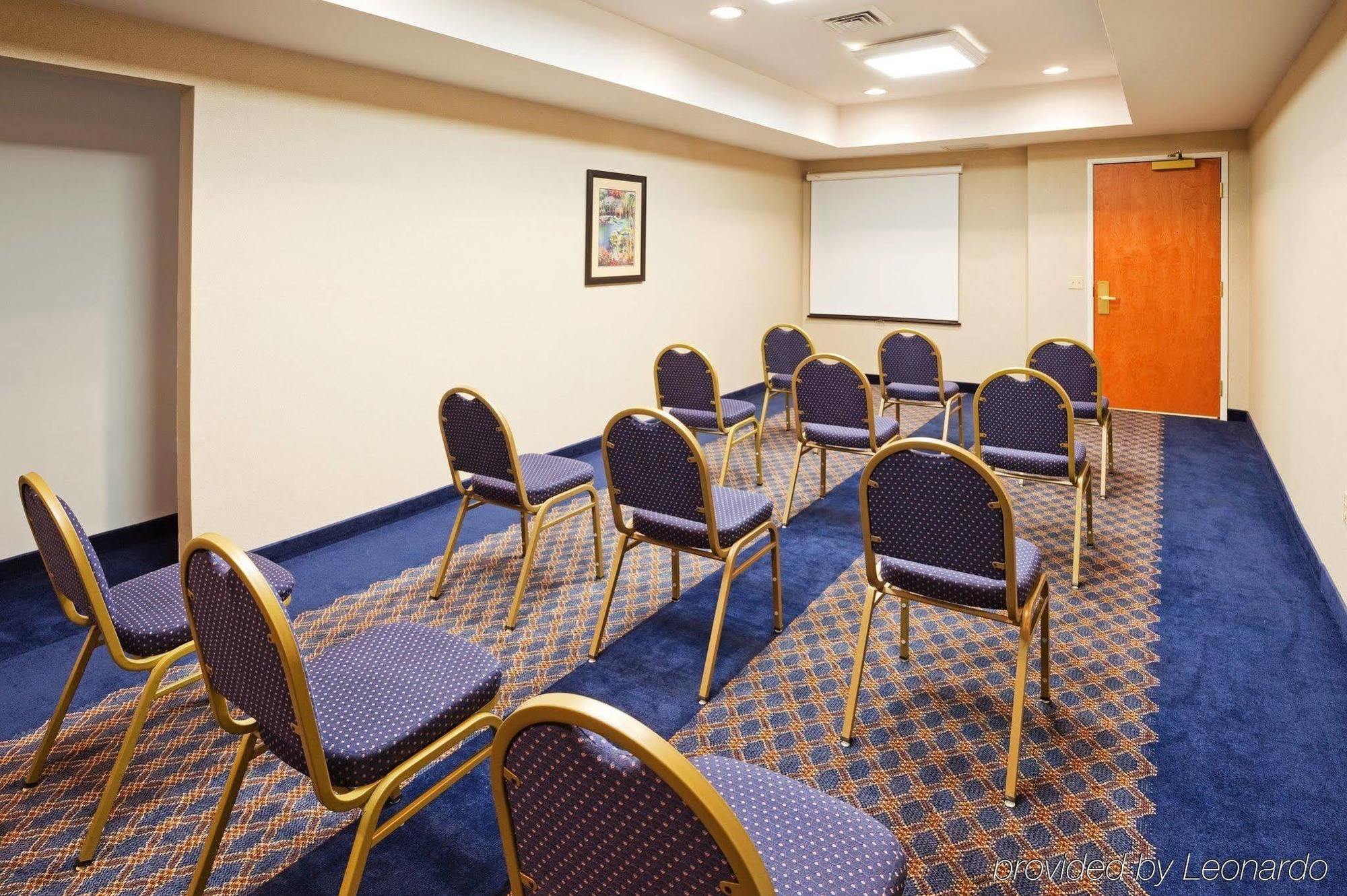 Holiday Inn Express Hotel & Suites Cherokee-Casino By Ihg Kültér fotó
